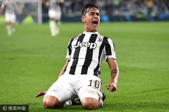 朱利亚诺：喜欢助攻因为会有两个人开心；格子和科克是标杆（朱利亚诺：我更爱助攻，因为能让两个人一起开心；格列兹曼和科克是我的标杆）