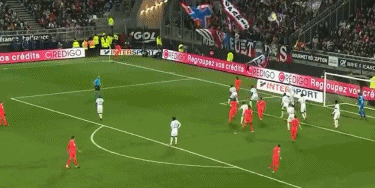 足球中的节奏变化如何训练？（足球比赛的节奏切换该怎么练？）