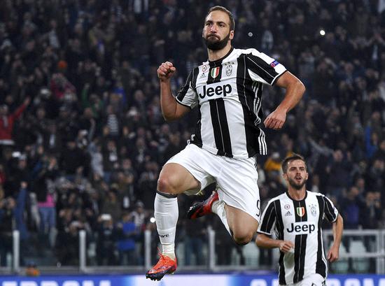 法媒：于帕梅卡诺成为皇马的首选，他已与皇马达成口头协议（法媒：于帕梅卡诺与皇马口头达成一致，已成引援首选）