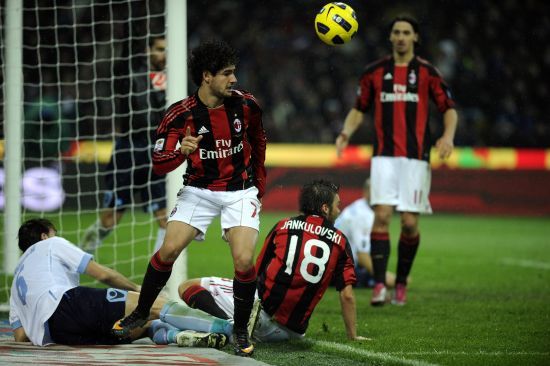 比塞克：不考虑转会问题；我必须持续出场才有机会踢世界杯（比塞克：转会暂不考虑，唯有稳定出场才能冲击世界杯）