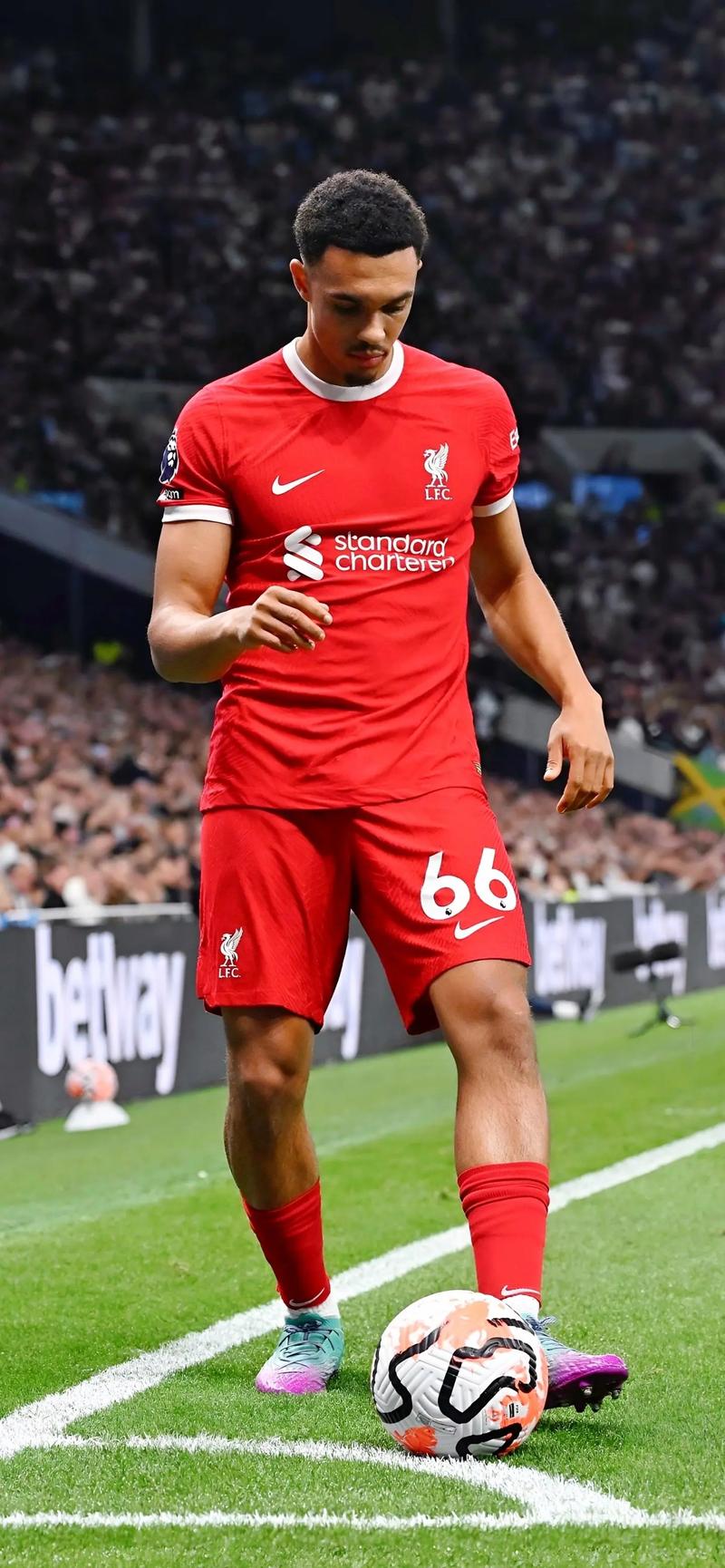 经纪人：03年切尔西曾有机会几百万欧签C罗，但他们拒绝了（经纪人称：2003年切尔西本可用数百万欧元签下C罗，却选择放弃）