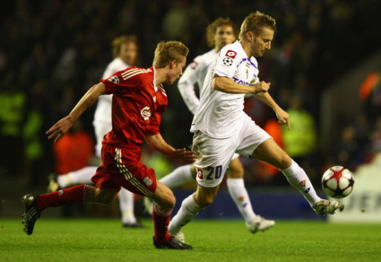 地上足球：不敌切尔西坐实西甲真实水平巴萨输球不是战术问题（地上足球：败给切尔西映照西甲成色，巴萨输球并非战术之过）