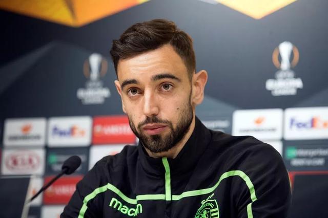 芬奇谈启用海兰德：他一直很有耐心，并在训练中表现出色（芬奇谈为何启用海兰德：耐心十足，训练表现亮眼）