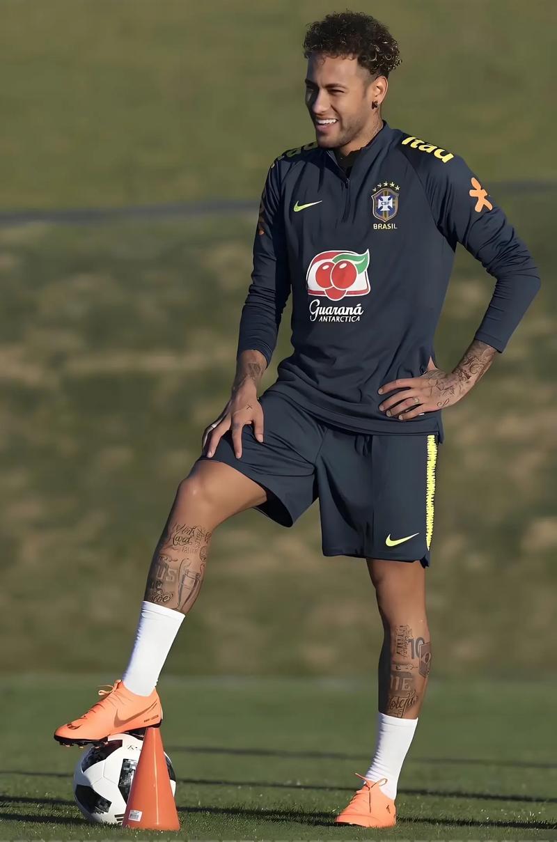 客场2-1力克中国香港，新加坡时隔41年重返亚洲杯正赛（2-1客胜中国香港，新加坡阔别41年重返亚洲杯正赛）