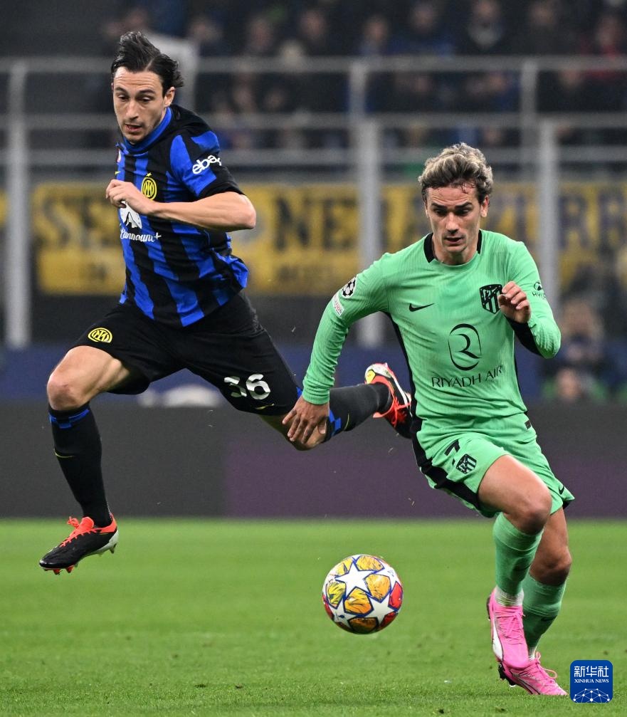 斯基拉：比萨想租借国米的卡尔博尼和罗马的皮西利（斯基拉：比萨有意从国米和罗马分别租来卡尔博尼与皮西利）