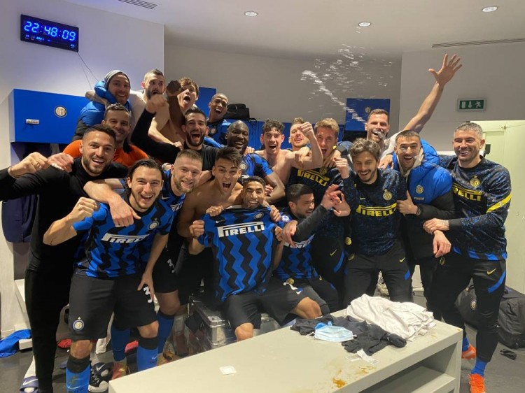 记者：利物浦没有对萨拉赫纪律处罚，他的落选只是阵容选择（记者：萨拉赫未受纪律处罚，落选仅系利物浦阵容选择）